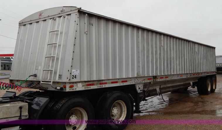 image for item H3396 1997 Jet 42' grain hopper trailer