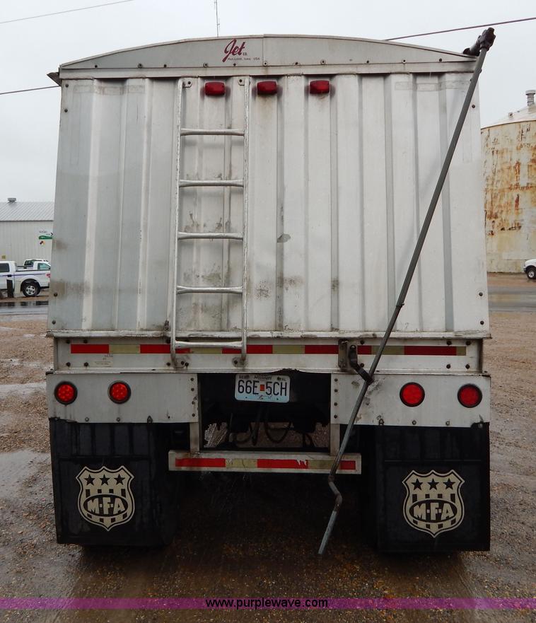 image for item H3396 1997 Jet 42' grain hopper trailer