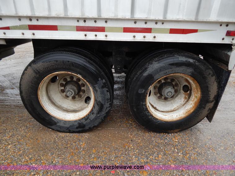 image for item H3396 1997 Jet 42' grain hopper trailer