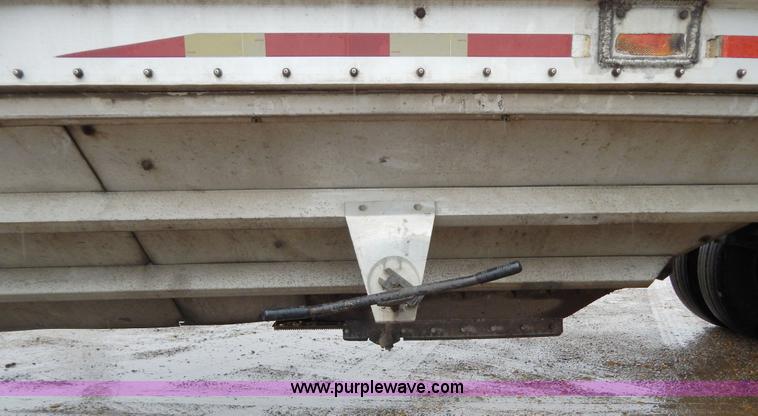 image for item H3396 1997 Jet 42' grain hopper trailer