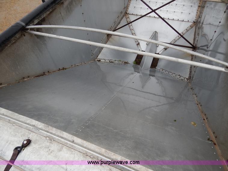 image for item H3396 1997 Jet 42' grain hopper trailer