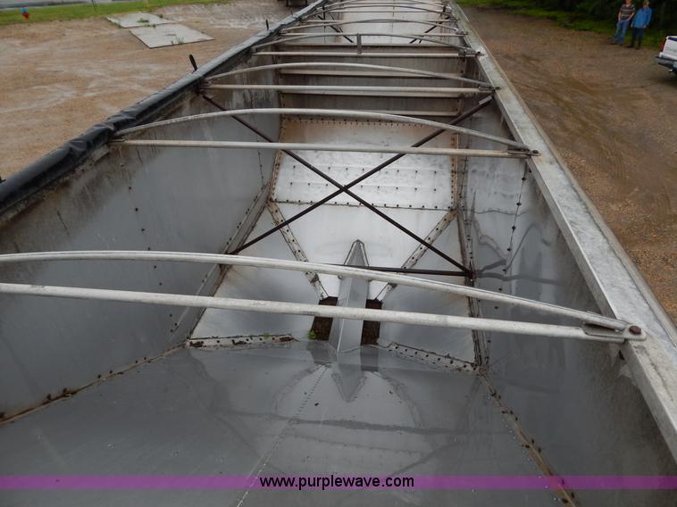 image for item H3396 1997 Jet 42' grain hopper trailer