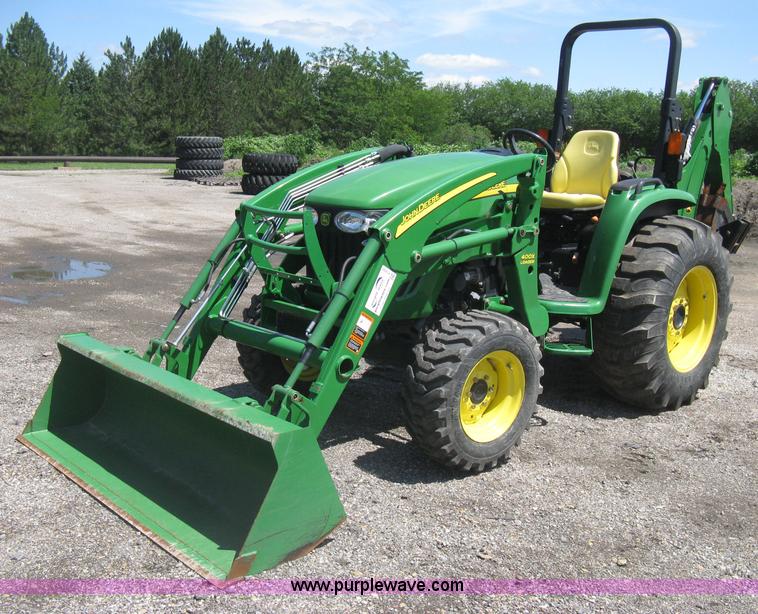 image for item H5420 2010 John Deere 4120 MFWD tractor