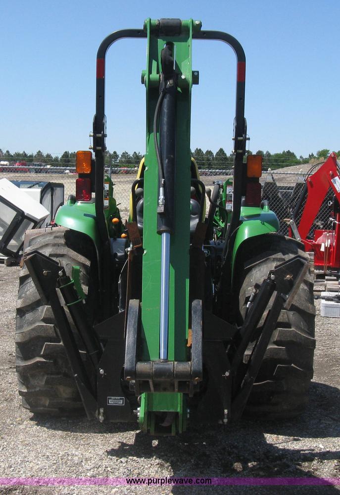 image for item H5420 2010 John Deere 4120 MFWD tractor