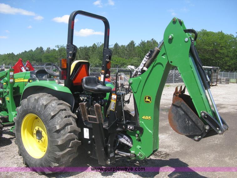 image for item H5420 2010 John Deere 4120 MFWD tractor
