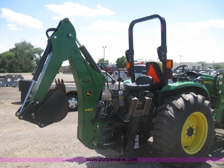 image for item H5420 2010 John Deere 4120 MFWD tractor