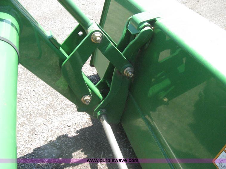 image for item H5420 2010 John Deere 4120 MFWD tractor