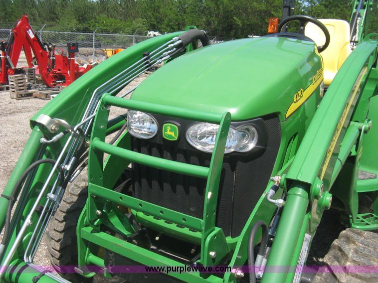 image for item H5420 2010 John Deere 4120 MFWD tractor