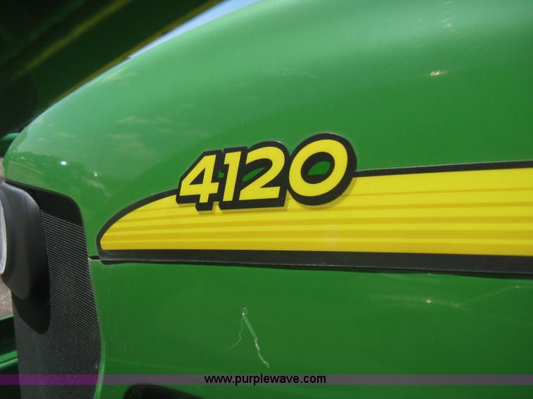 image for item H5420 2010 John Deere 4120 MFWD tractor