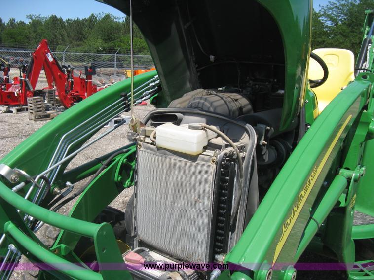 image for item H5420 2010 John Deere 4120 MFWD tractor