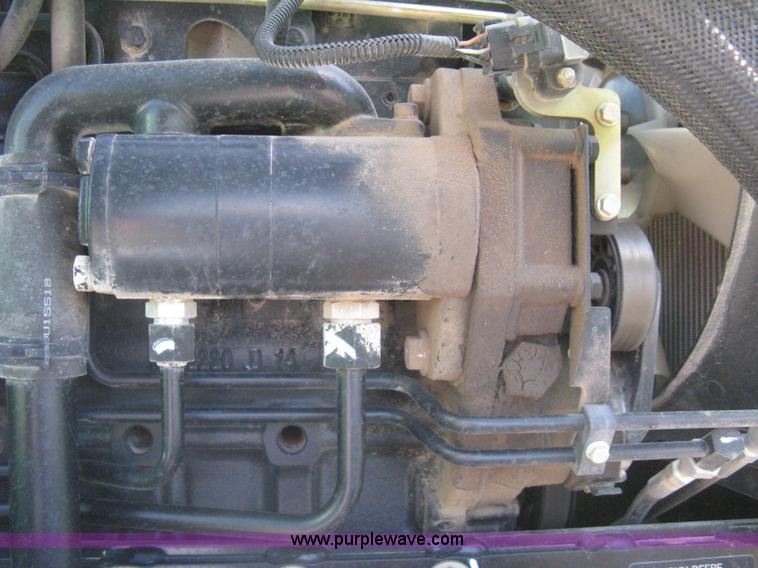 image for item H5420 2010 John Deere 4120 MFWD tractor