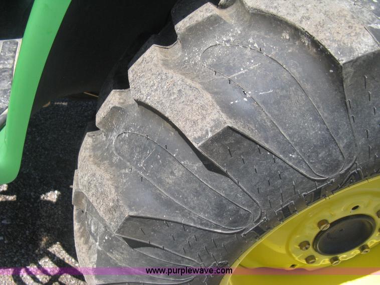 image for item H5420 2010 John Deere 4120 MFWD tractor