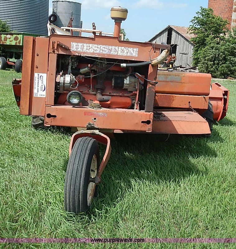 image for item I3616 1973 Hesston 420 swather