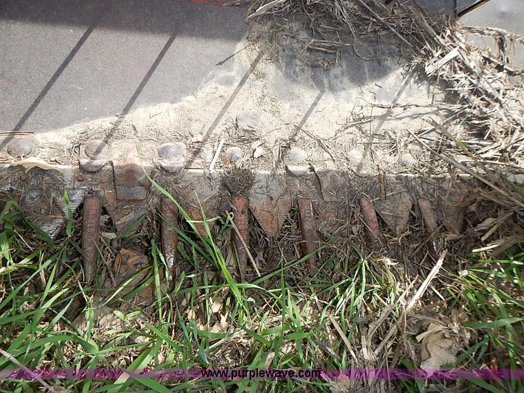 image for item I3616 1973 Hesston 420 swather