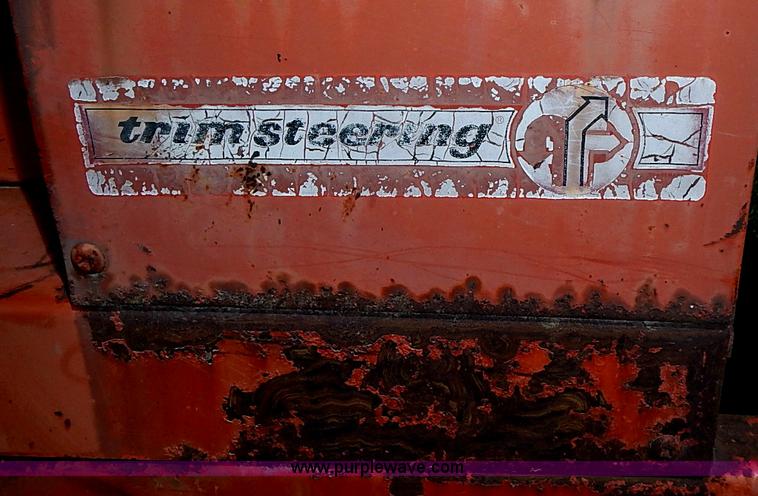 image for item I3616 1973 Hesston 420 swather