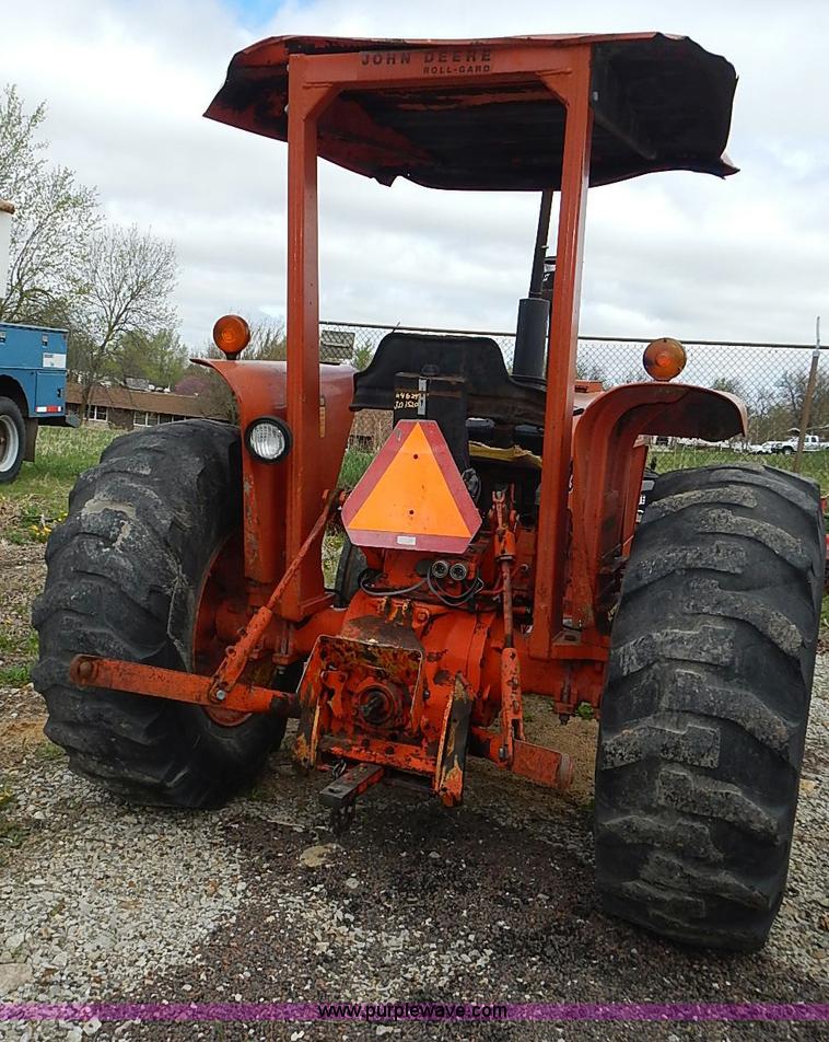 image for item I3654 John Deere 302 tractor