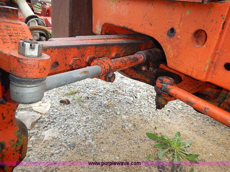 image for item I3654 John Deere 302 tractor