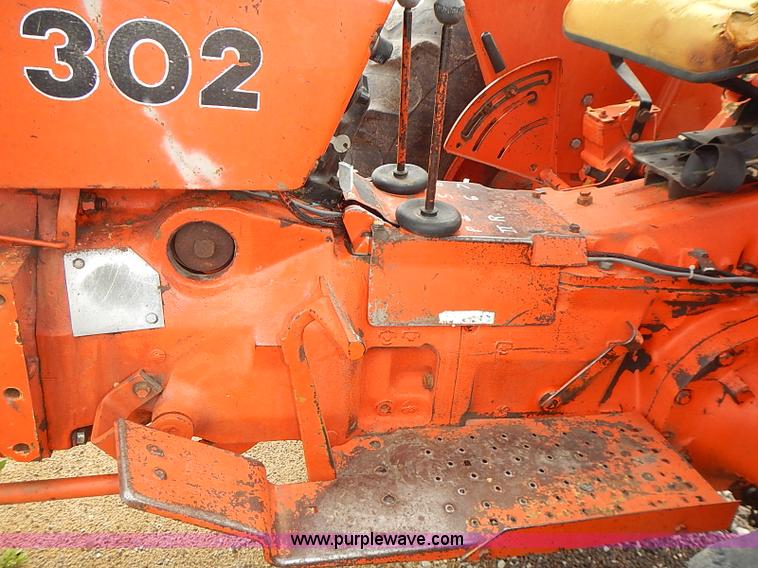 image for item I3654 John Deere 302 tractor
