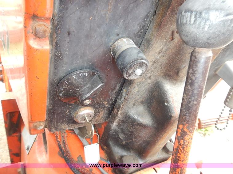 image for item I3654 John Deere 302 tractor