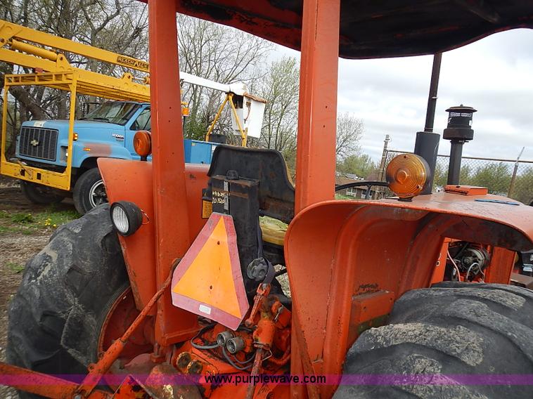image for item I3654 John Deere 302 tractor