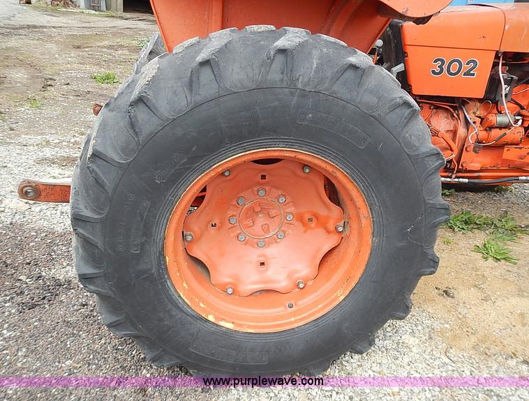 image for item I3654 John Deere 302 tractor