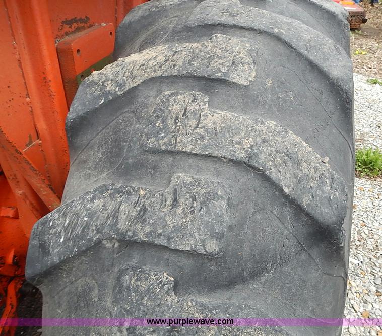 image for item I3654 John Deere 302 tractor