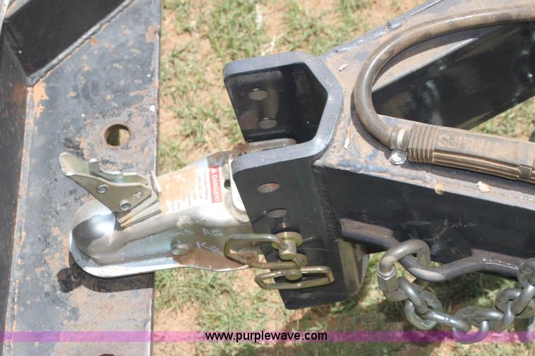 image for item I7349 Shaben Industries 1010 drainable nurse trailer