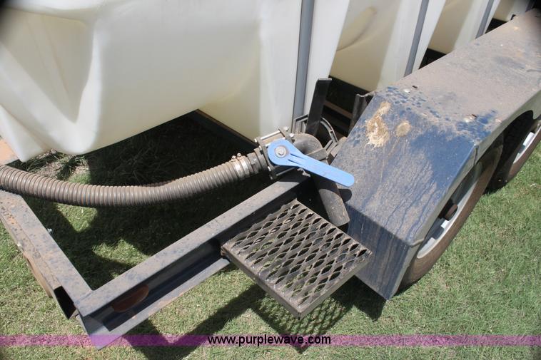 image for item I7349 Shaben Industries 1010 drainable nurse trailer