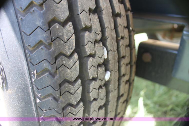 image for item I7349 Shaben Industries 1010 drainable nurse trailer