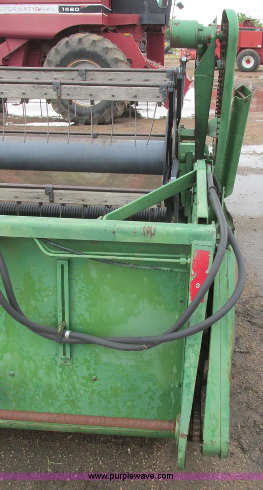 image for item I9560 John Deere 220 rigid platform header