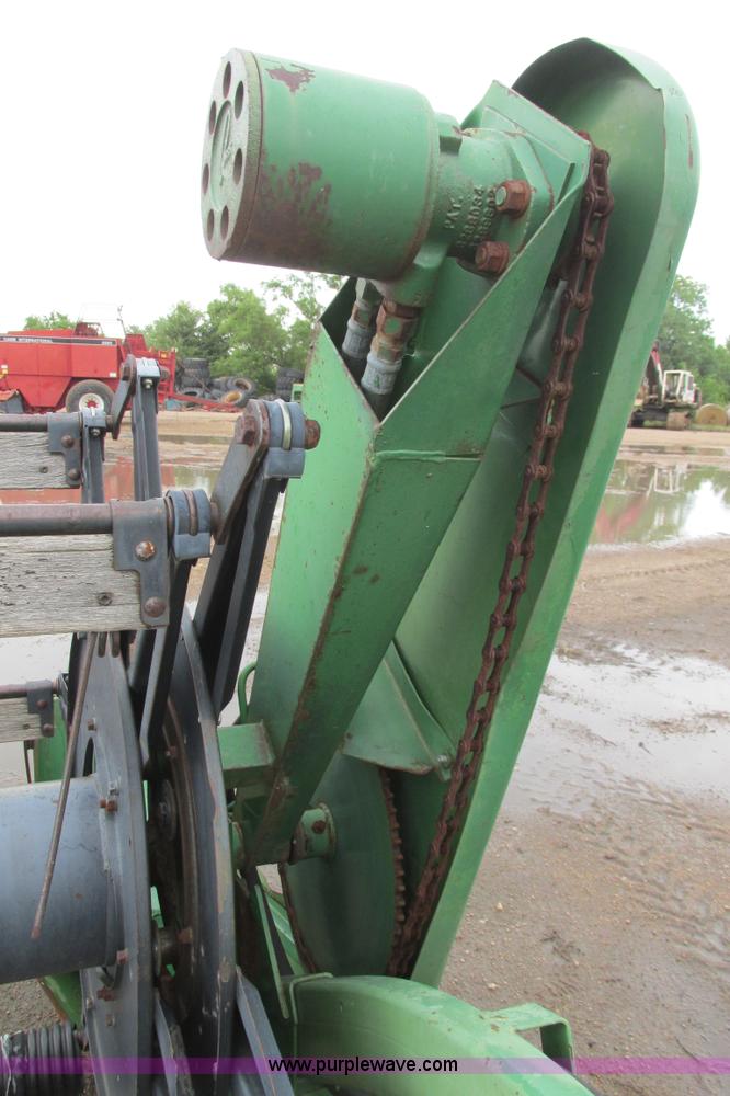 image for item I9560 John Deere 220 rigid platform header