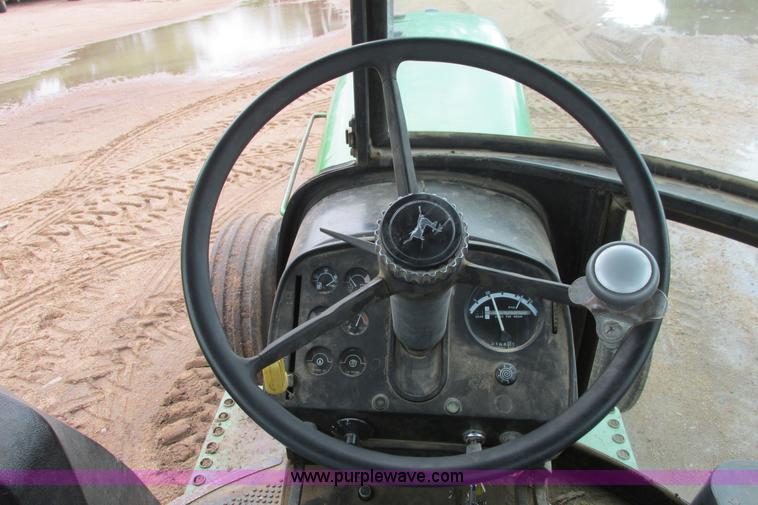 image for item I9570 1975 John Deere 4430 tractor