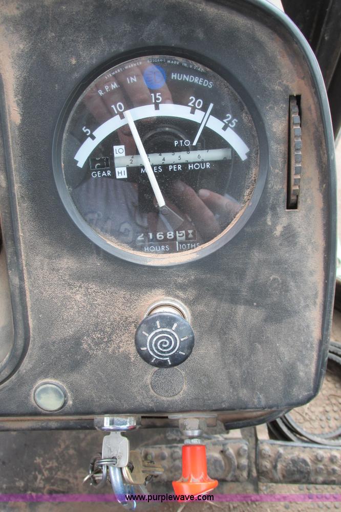 image for item I9570 1975 John Deere 4430 tractor