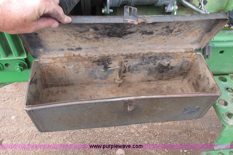 image for item I9570 1975 John Deere 4430 tractor