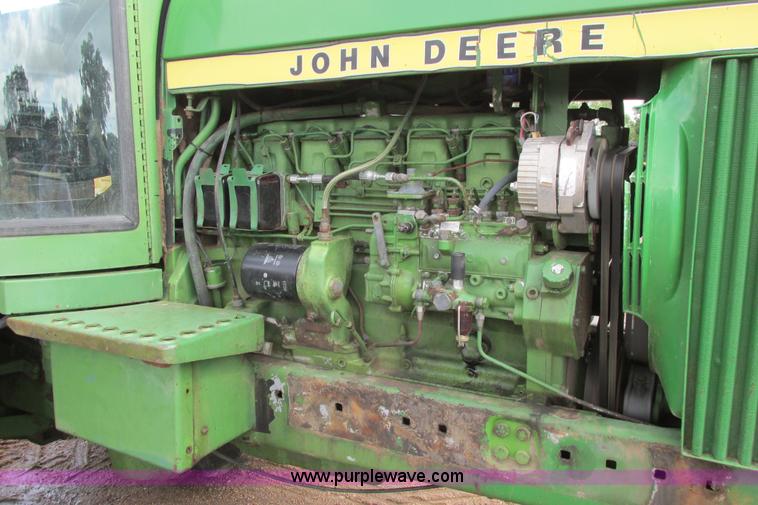 image for item I9570 1975 John Deere 4430 tractor