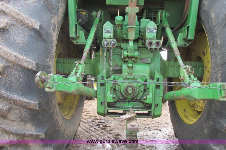 image for item I9570 1975 John Deere 4430 tractor