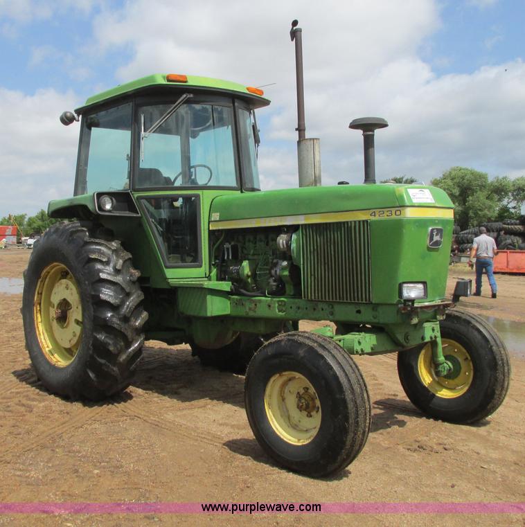 image for item I9571 1973 John Deere 4230 tractor