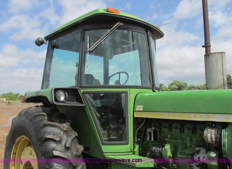 image for item I9571 1973 John Deere 4230 tractor