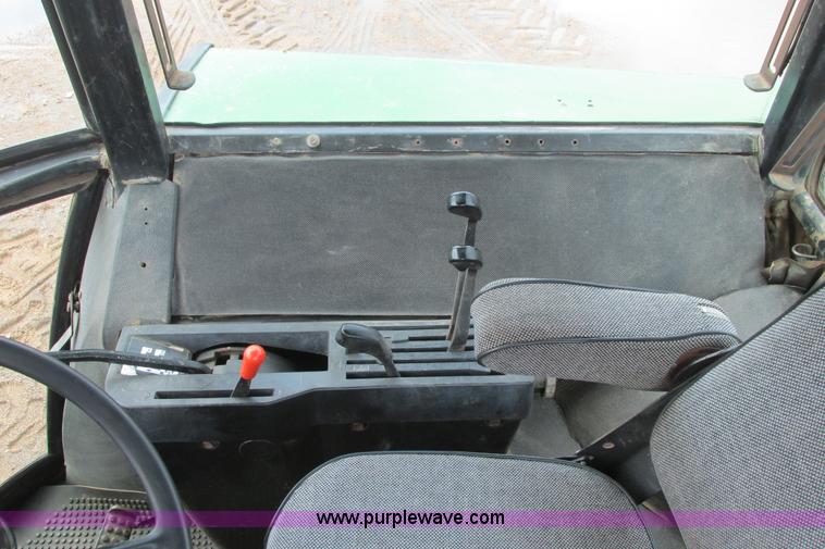 image for item I9571 1973 John Deere 4230 tractor