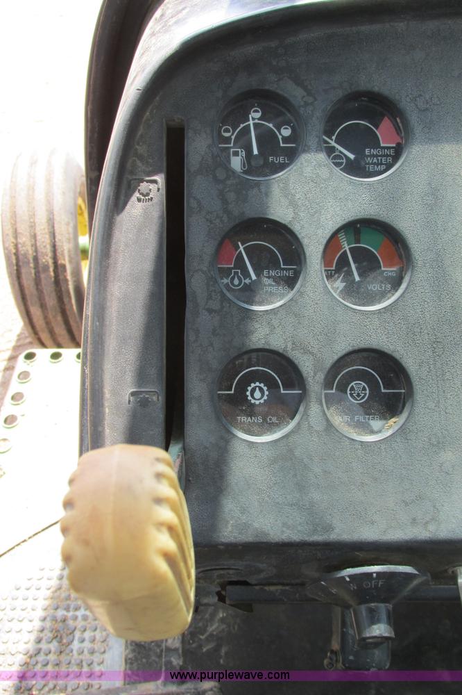 image for item I9571 1973 John Deere 4230 tractor