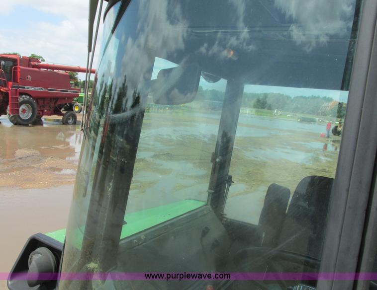 image for item I9571 1973 John Deere 4230 tractor