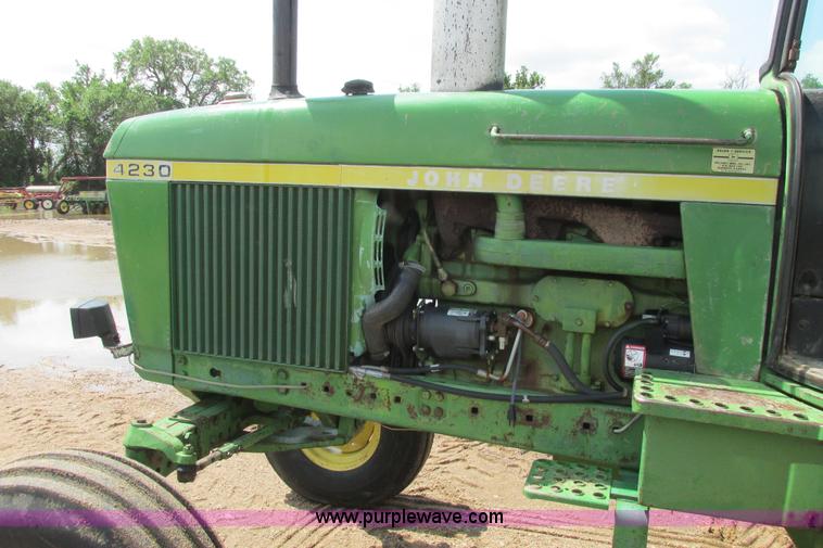 image for item I9571 1973 John Deere 4230 tractor
