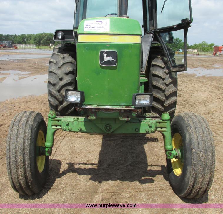 image for item I9571 1973 John Deere 4230 tractor
