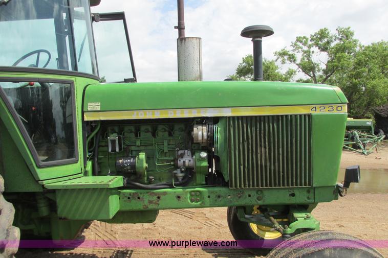 image for item I9571 1973 John Deere 4230 tractor