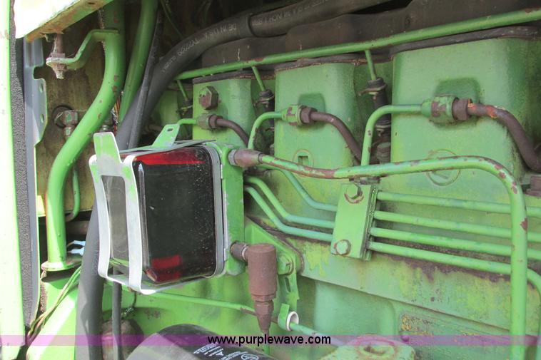 image for item I9571 1973 John Deere 4230 tractor