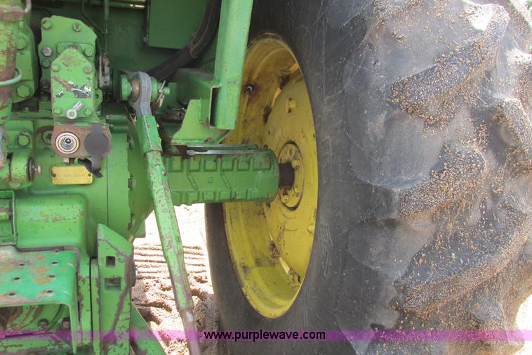 image for item I9571 1973 John Deere 4230 tractor