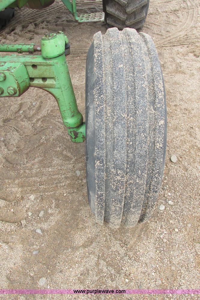 image for item I9571 1973 John Deere 4230 tractor