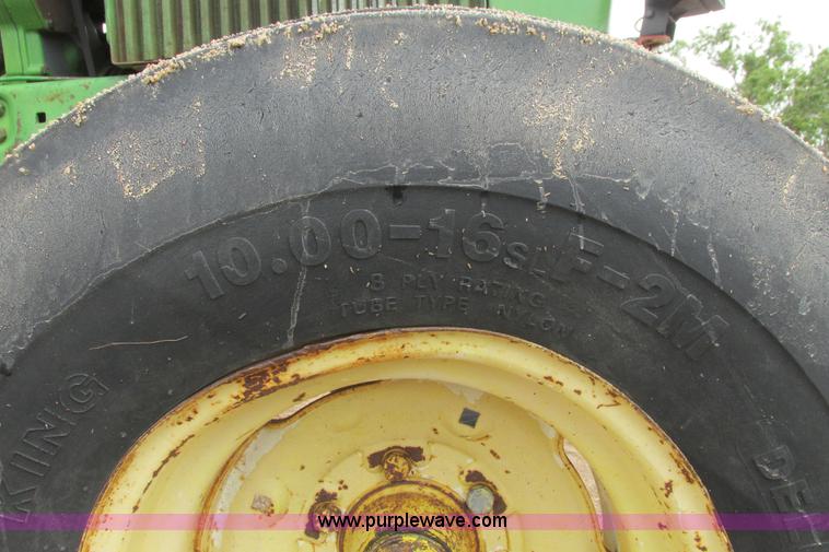 image for item I9571 1973 John Deere 4230 tractor