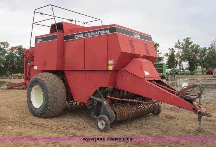 image for item I9572 1991 Case IH 8580 large square baler
