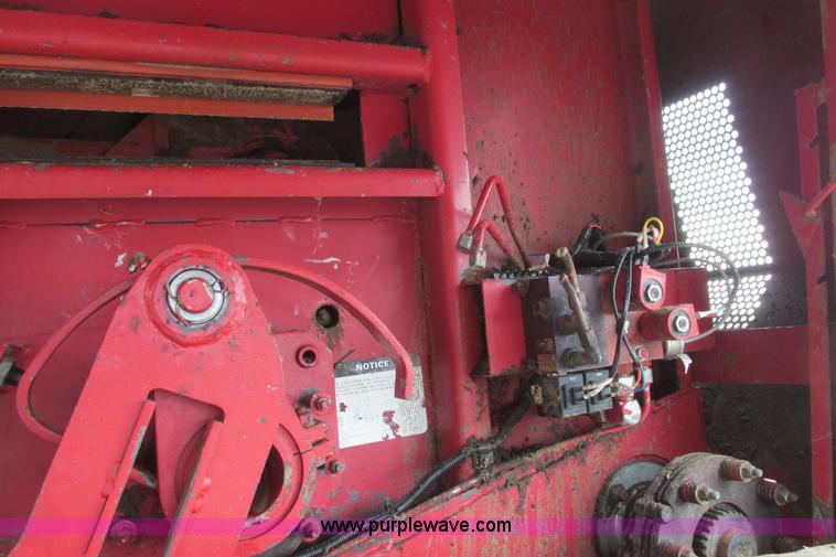 image for item I9572 1991 Case IH 8580 large square baler